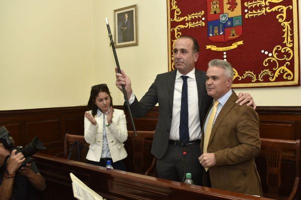 foto_baston_alcalde_joseluis