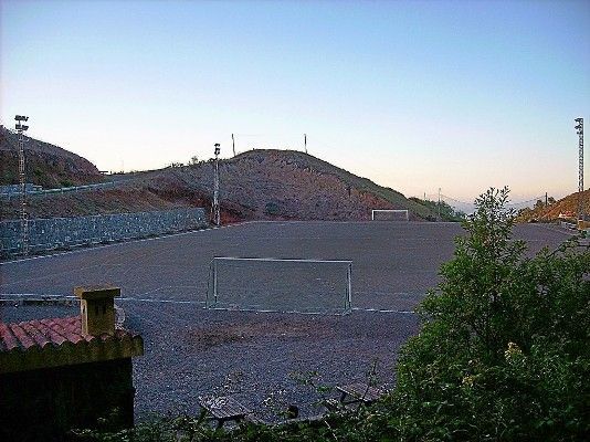 campo-de-futbol-juan-y-miguel-de-montana-alta