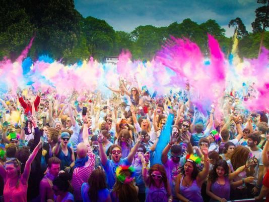 carnaval-mas-joven-guerra-de-pinturas