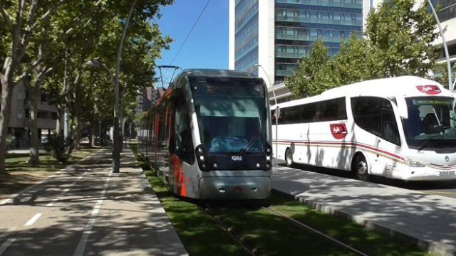 tranvia-actur2