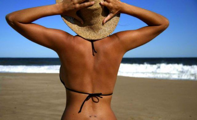 mujer_playa_n-672xxx80