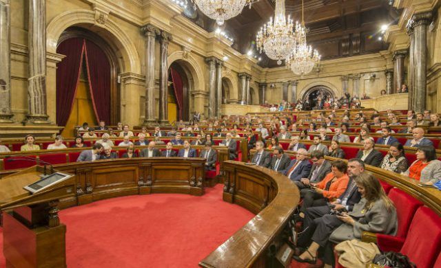 parlament-n