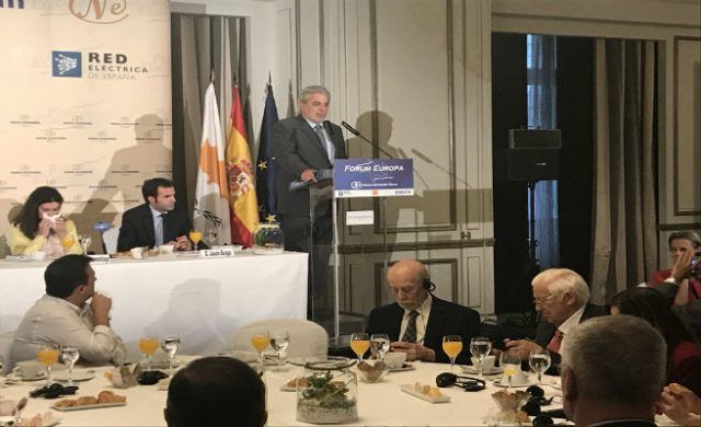 christos-stylianides_656