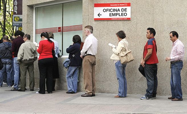 El paro registra su peor febrero desde 2013 con una subida de 3.279 personas