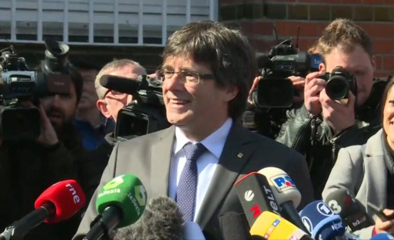 La Justicia belga suspende la euroorden contra Puigdemont y Comín