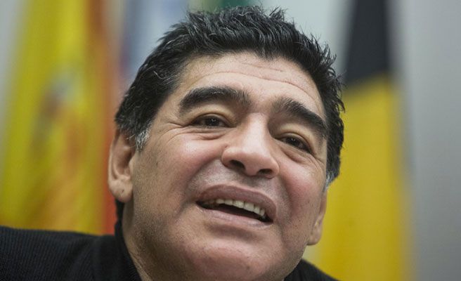 Maradona la vuelve a liar en una entrevista en televisión