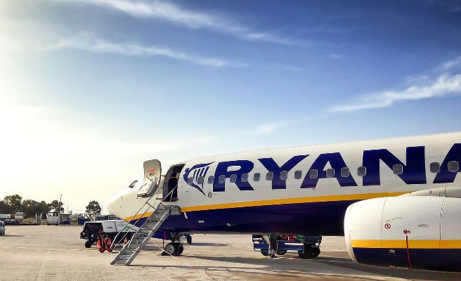 Los tripulantes de cabina de Ryanair, convocados a la huelga para el 8, 10 y 13 de enero