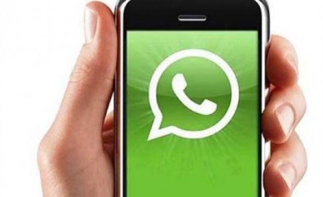 ¿Tienes un grupo de WhatsApp con otros padres del cole?: sigue las recomendaciones de la Guardia Civil