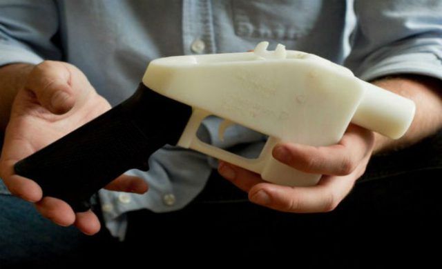 pistola-656-400