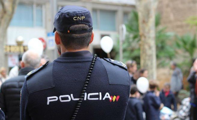 Detenido un hombre de 78 años cuando abusaba sexualmente de una joven de 15 en Badalona