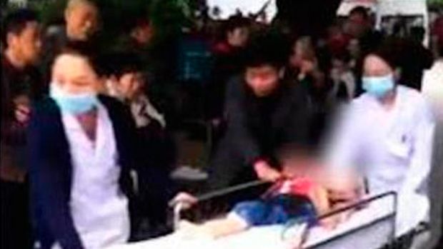 Una mujer ataca con un cuchillo a 14 niños en una guardería de China