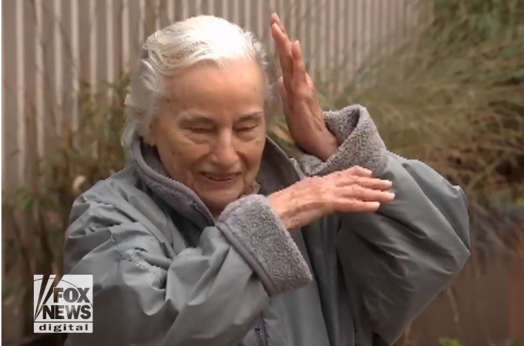 Una mujer de 94 años recibe 74 picaduras de avispa mientras trabajaba en su jardín