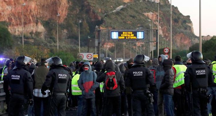 Ya son siete los detenidos en las protestas de Barcelona