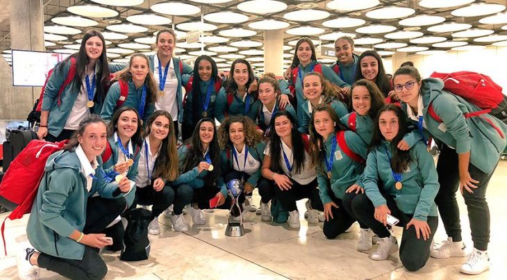 Así ha sido recibida la selección española sub 17 tras su victoria en la final del Mundial