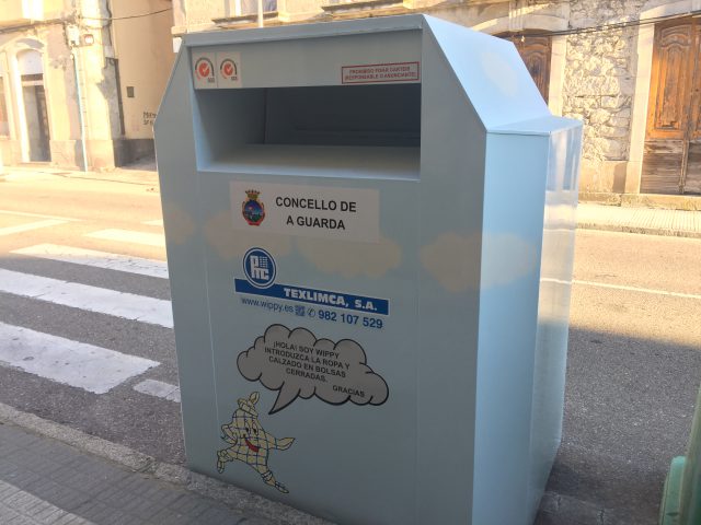 NP 10012019 O Concello da Guarda instala 5 contedores de_recollida de roupa usada (1)