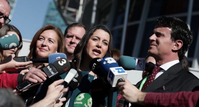 Arrimadas pide a Sánchez que rompa «el acuerdo de la pesadilla» y busque «el de la esperanza»