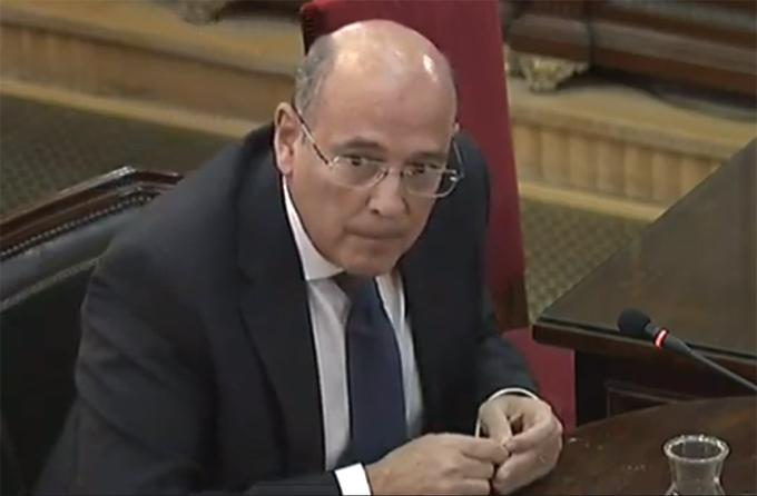 Pérez de los Cobos: «Puigdemont parecía que quería agarrarse a un clavo ardiendo para condicionar la actuación policial”