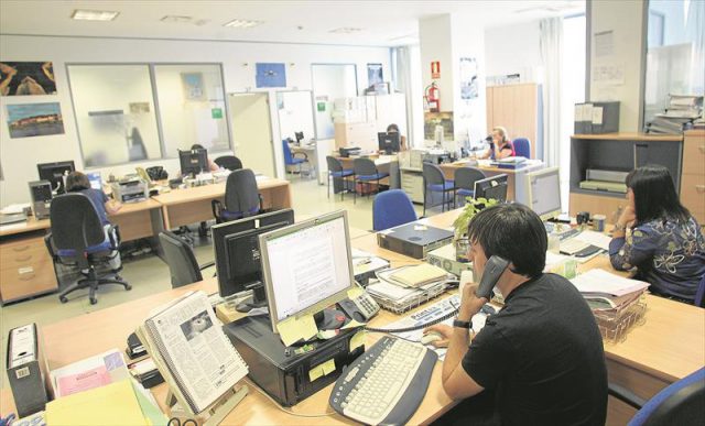 funcionarios Administración