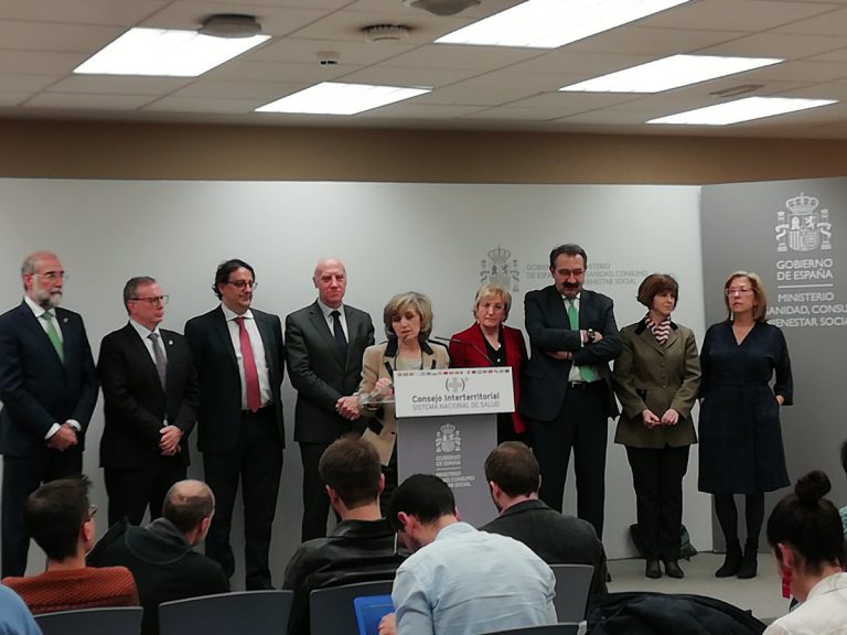 Los consejeros de Sanidad del PP se levantan del Consejo Interterritorial tras calificar de «electoralista» el documento sobre Atencion Primaria del Gobierno