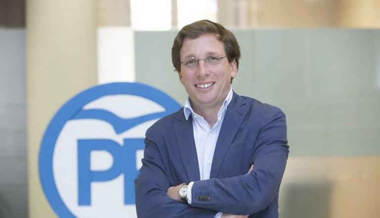 Almeida lamenta las «imbecilidades» de los socios de Sánchez