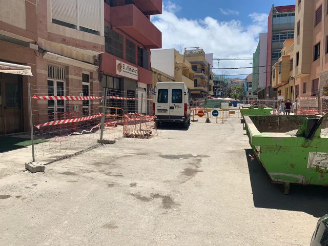 Obra Paralizada En La Calle Lepanto Guanarteme