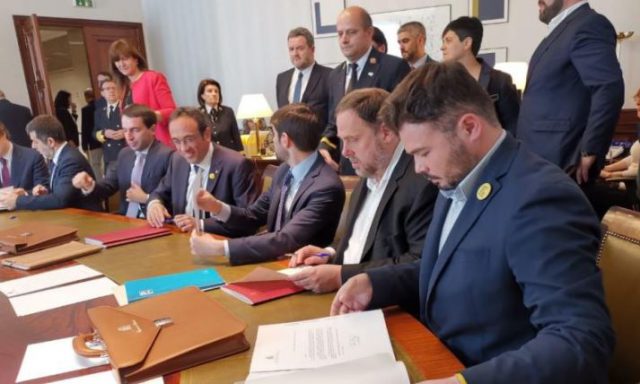 Oriol Junqueras y diputados independentistas en el Congreso