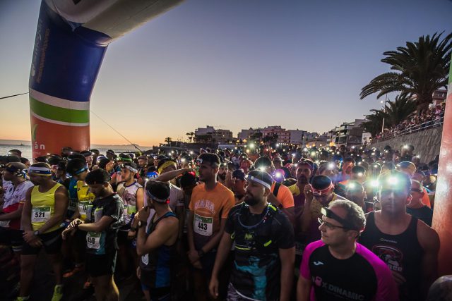 Salida De La Distancia De 14 Km De La Traiña Trail 2019 Desde La Playa De Las Marañuelas