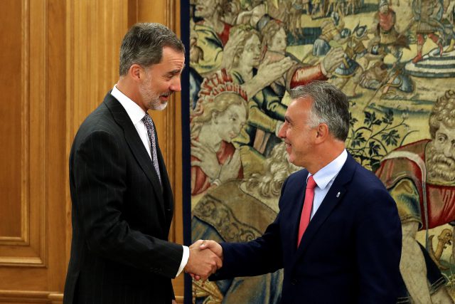 Felipe Vi Recibe Al Presidente De Canarias Ángel Víctor Torres