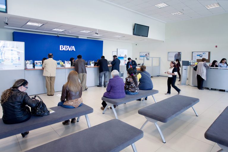 BBVA usará el exceso de capital para una recompra de acciones «relevante»