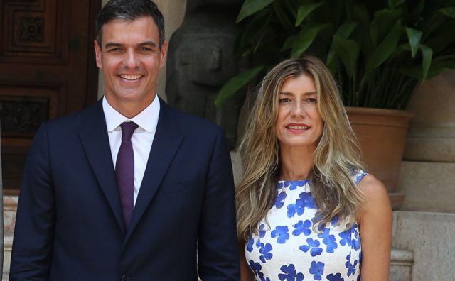 Revista Hola Argentina Ultima Edicion 2019 Ponto Cruz Andreia