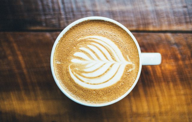 Cómo_funciona_una_cafetera_de_cápsulas___PIXABAY