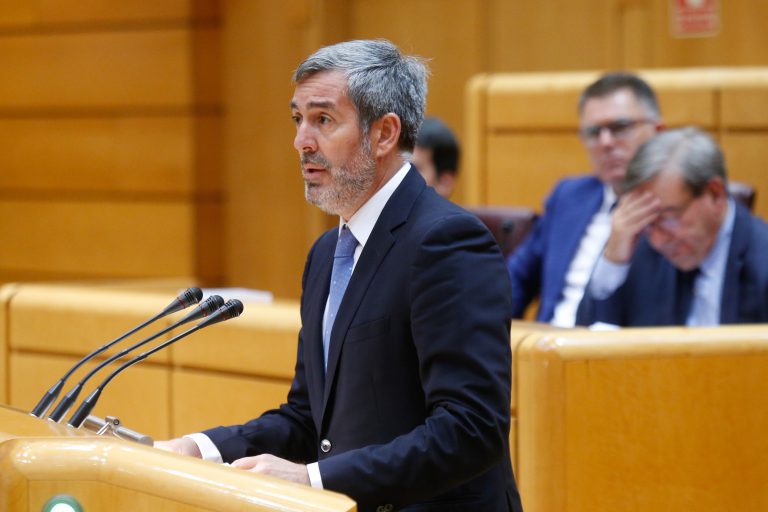 Clavijo denuncia la pérdida de 15 millones por el bloqueo del PSOE al proyecto de ley de Thomas Cook