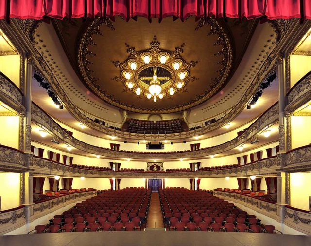 Teatroguimeráinterior