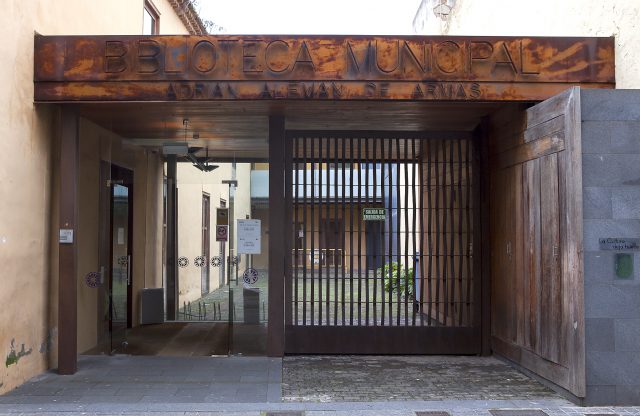 Biblioteca Municipal De La Laguna 2