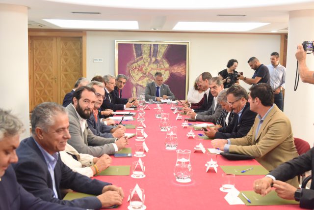 Reunión con la Fecam