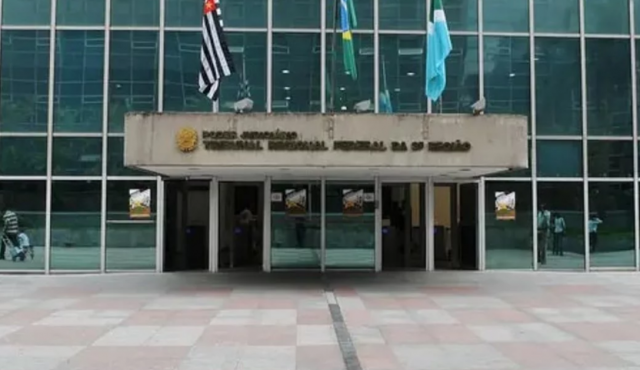Un Fiscal Intenta Acuchillar A Una Jueza En Un Tribunal 1 Tribunal
