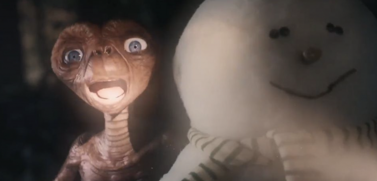 ‘A holiday reunion’: E.T regresa a la tierra 37 años después en este lacrimógeno cortometraje