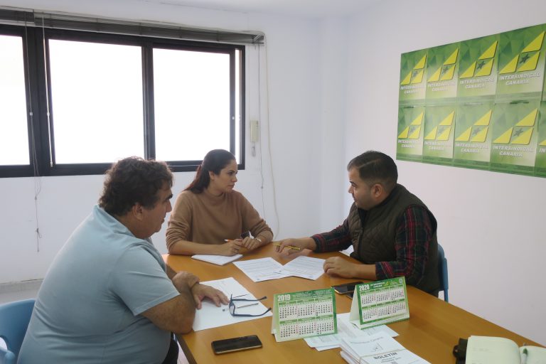 Intersindical Canaria expone a los grupos parlamentarios sus propuestas de enmienda a los presupuestos de 2020 para mejorar la sanidad