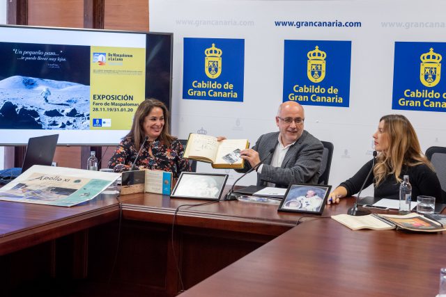 Presentación De La Exposición Que Quedará Expuesta Hasta Enero De 2020 En El Faro De Maspalomas