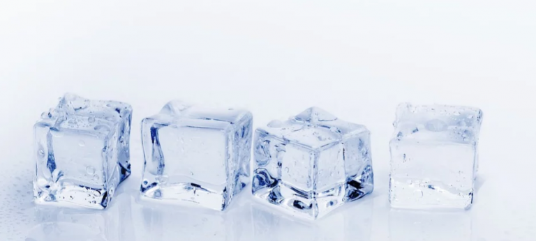 Muere un bebé en Burgos atragantado con un hielo de plástico
