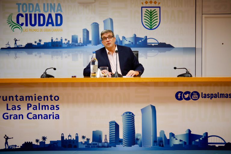 Urbanismo recibe un premio del Parlamento canario de excelencia a la transparencia digital
