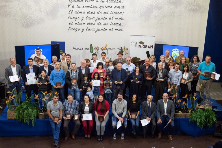 Lomo El Chorrito y Eidan recogen el premio de mejor queso y vino de Gran Canaria en un acto de reconocimiento a las exquisiteces del sector