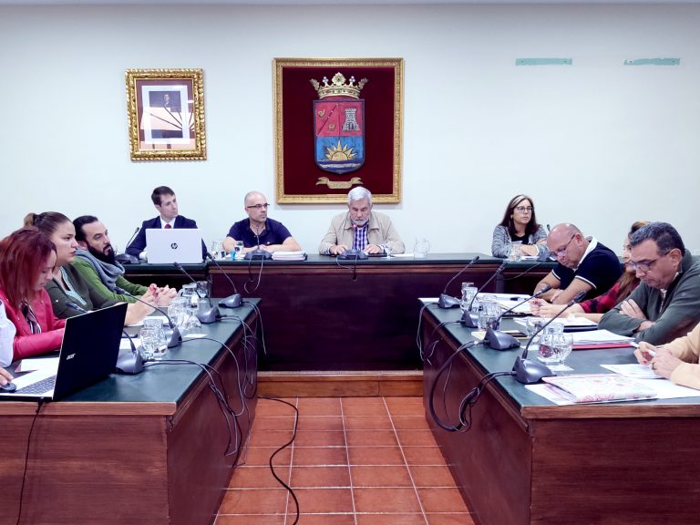 El pleno del Ayuntamiento de Adeje aprueba la inversión de 10 millones de euros para mejoras hidráulicas en el municipio