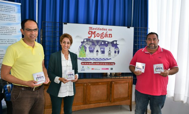 De izq a drc.Concejal de Desarrollo Rural, Ernesto Hernández, alcaldesa Bueno y concejal de Festejos, Víctor Gutiérrez. Presentación programa de Navidad de Mogán 2019