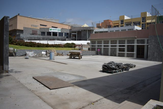 Obras Del Exterior Del Centro Deportivo Ingenio