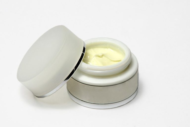 3 euros vale la mejor crema de manos, segun la OCU