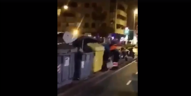 Polémica: cazan a un operario de recogida de basuras tirando cartones al contenedor de basura orgánica