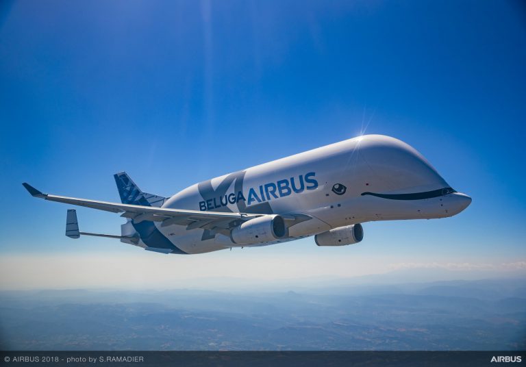 Ya está aquí el ‘Airbus Beluga’, uno de los aviones más grandes del mundo