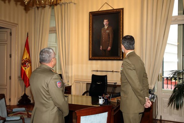 El Rey Contempla Su Retrato. Obra De Antonio Montiel 2