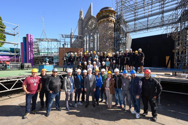 Visita alcalde escenario carnaval 1 ((TH) (1)